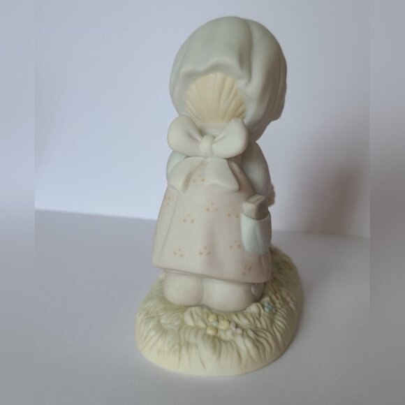 Vintage Precious Moments Feed My Sheep Members Collectible Porcelain Figurine - Picture 9 of 10